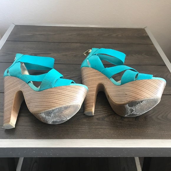 Jessica Simpson platform sandals - Picture 4 of 4